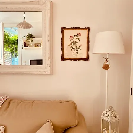 Casa Liberty Tra I Vigneti - 2 Da Letto Holiday home *